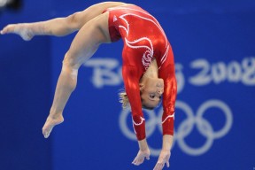 星空体育-中国男篮不惧困难勇敢面对挑战，盘点中国男篮